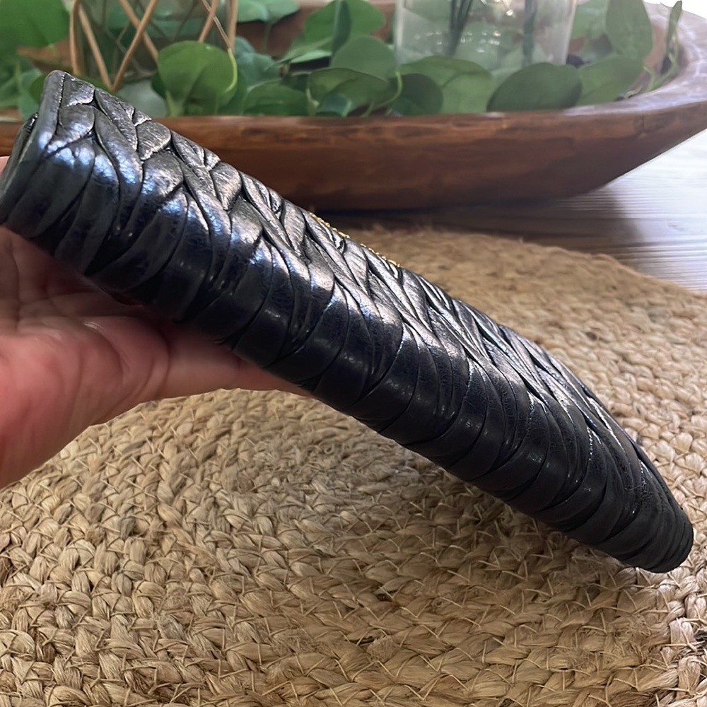 (Mt151) Authentic Miu Miu Matelasse Zipper Wallet - image 8